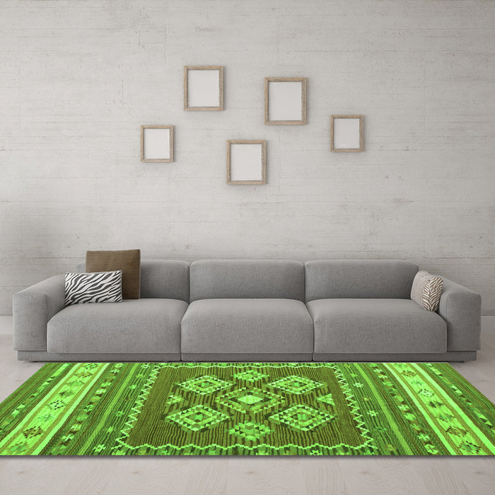 Machine Washable Southwestern Green Country Area Rugs in a Living Room,, wshcon1001grn