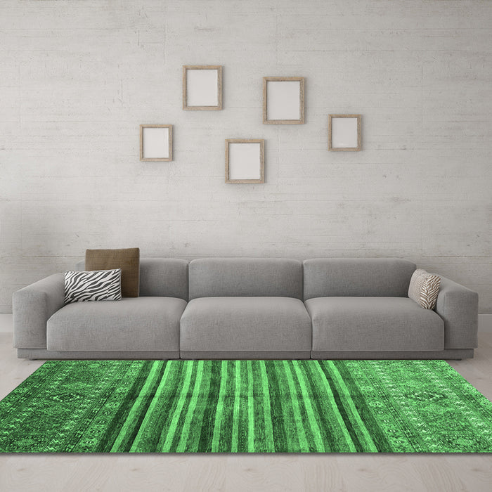 Machine Washable Southwestern Emerald Green Country Area Rugs in a Living Room,, wshcon1005emgrn