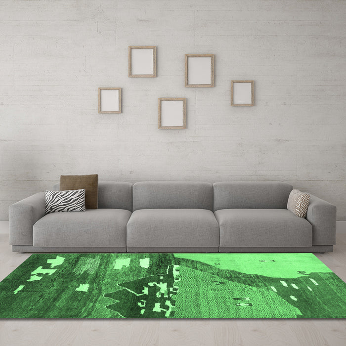 Machine Washable Abstract Emerald Green Contemporary Area Rugs in a Living Room,, wshcon1009emgrn