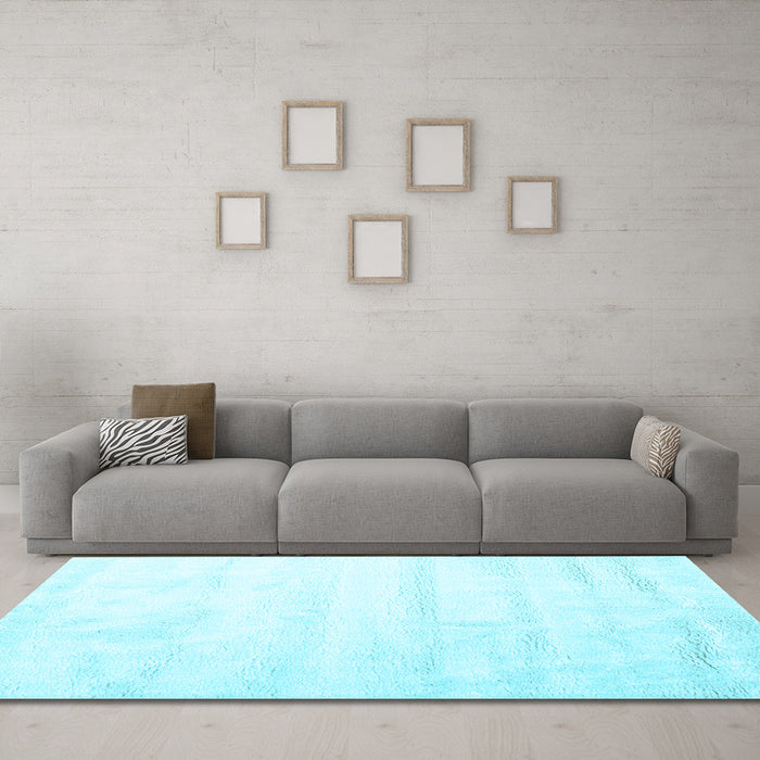 Machine Washable Solid Light Blue Modern Rug in a Living Room, wshcon1011lblu