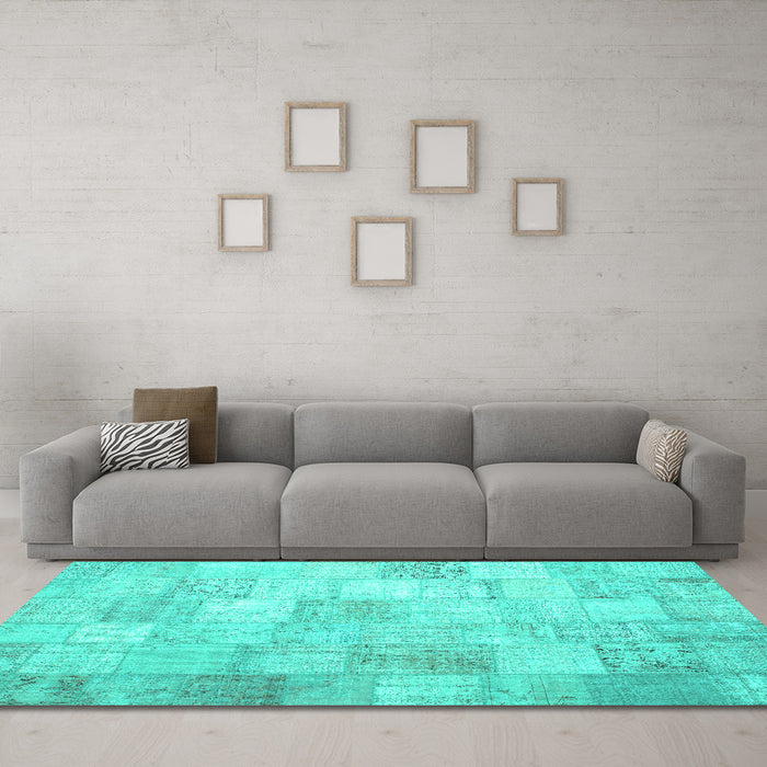 Machine Washable Patchwork Turquoise Transitional Area Rugs in a Living Room,, wshcon1012turq
