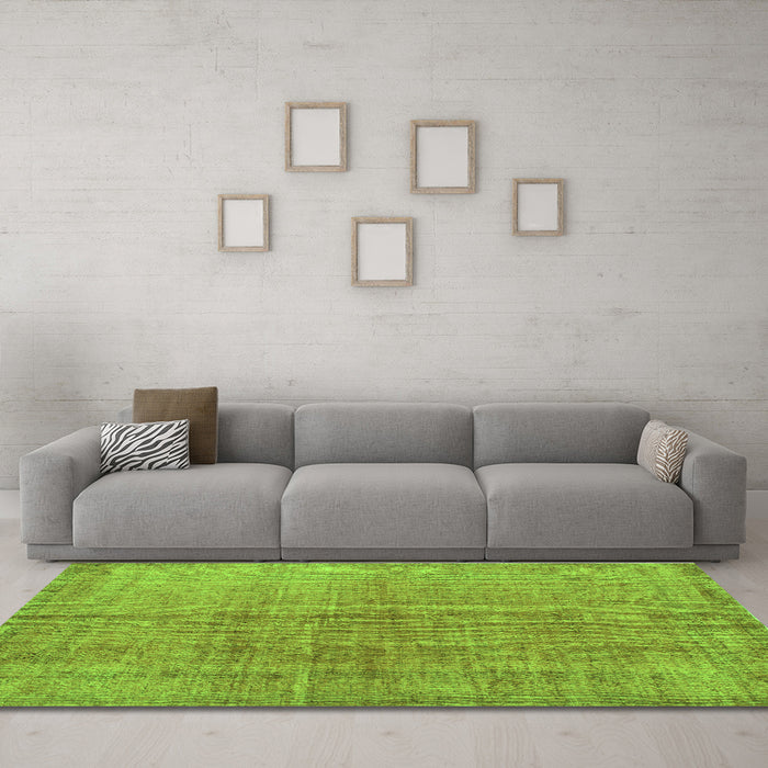 Machine Washable Abstract Green Contemporary Area Rugs in a Living Room,, wshcon1014grn