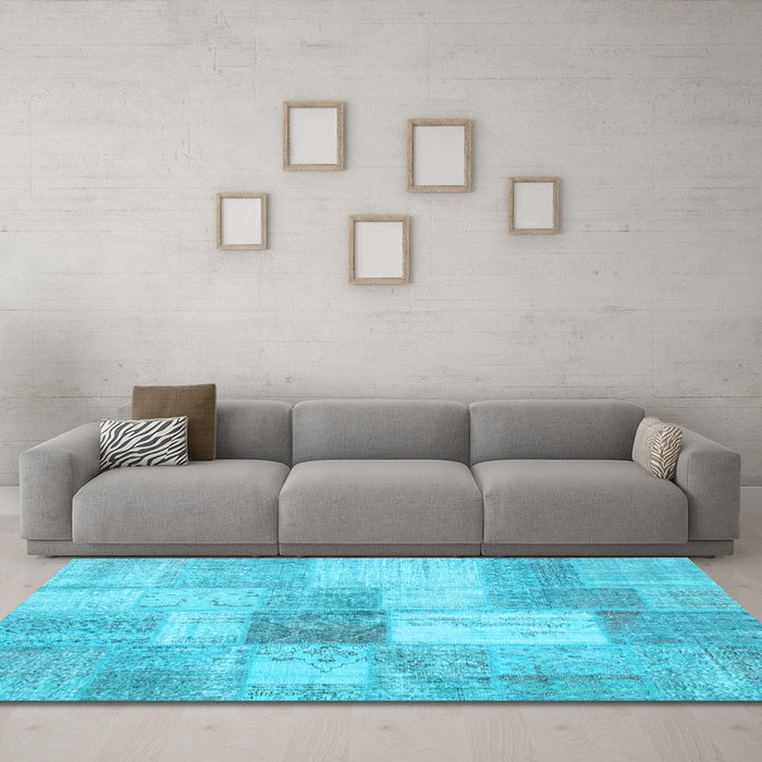 Machine Washable Patchwork Light Blue Transitional Rug in a Living Room, wshcon1019lblu