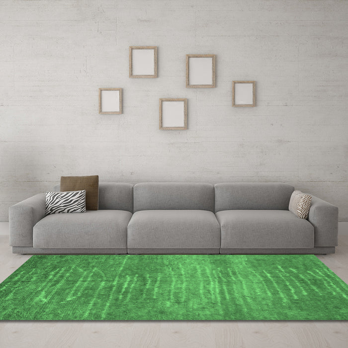 Machine Washable Abstract Emerald Green Contemporary Area Rugs in a Living Room,, wshcon1020emgrn