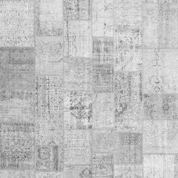 Serging Thickness of Machine Washable Patchwork Gray Transitional Rug, wshcon1022gry