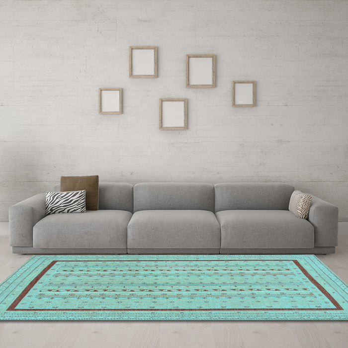 Machine Washable Abstract Light Blue Contemporary Rug in a Living Room, wshcon1027lblu