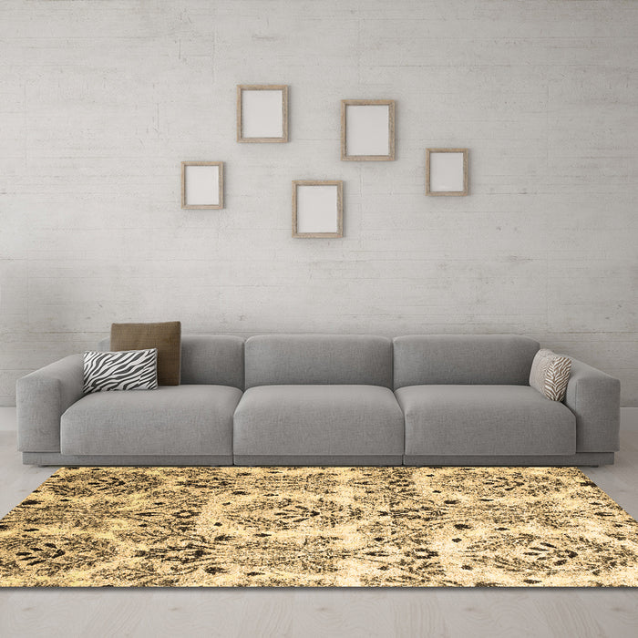 Machine Washable Abstract Brown Contemporary Rug in a Living Room,, wshcon1029brn