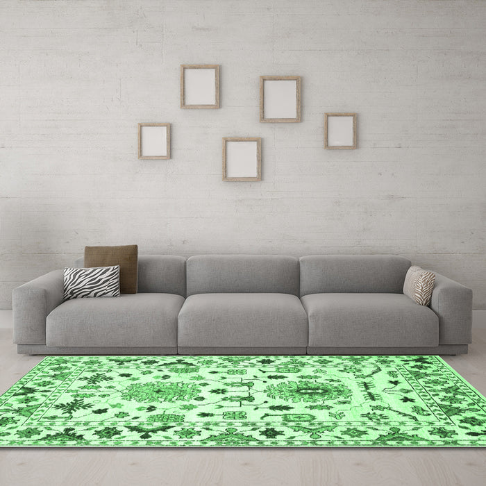 Machine Washable Abstract Emerald Green Contemporary Area Rugs in a Living Room,, wshcon1031emgrn