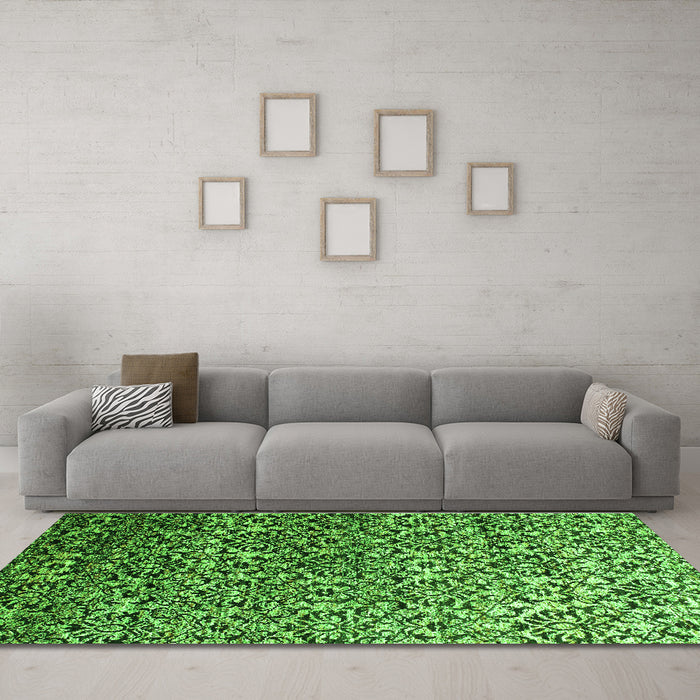 Machine Washable Abstract Green Contemporary Area Rugs in a Living Room,, wshcon1038grn