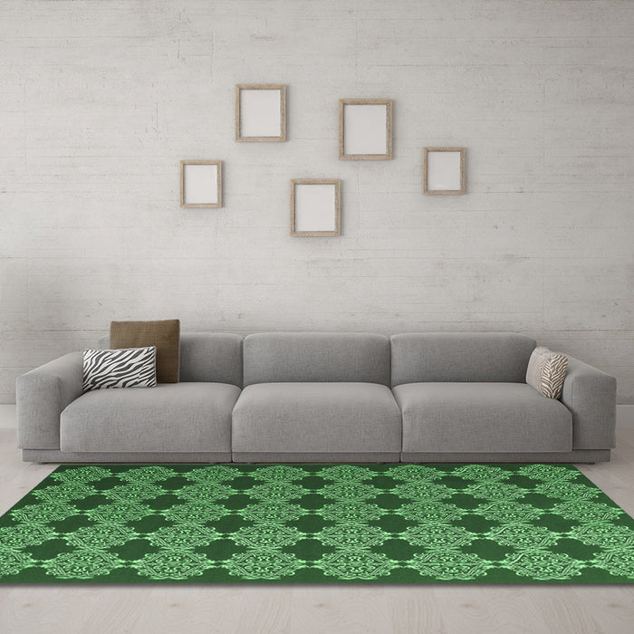 Machine Washable Abstract Emerald Green Contemporary Area Rugs in a Living Room,, wshcon1041emgrn
