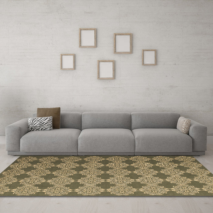 Machine Washable Abstract Brown Contemporary Rug in a Living Room,, wshcon1044brn