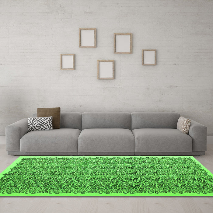 Machine Washable Abstract Green Contemporary Area Rugs in a Living Room,, wshcon1048grn