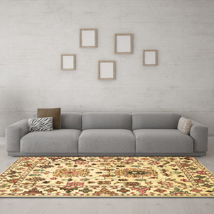 Machine Washable Abstract Brown Contemporary Rug in a Living Room,, wshcon1053brn
