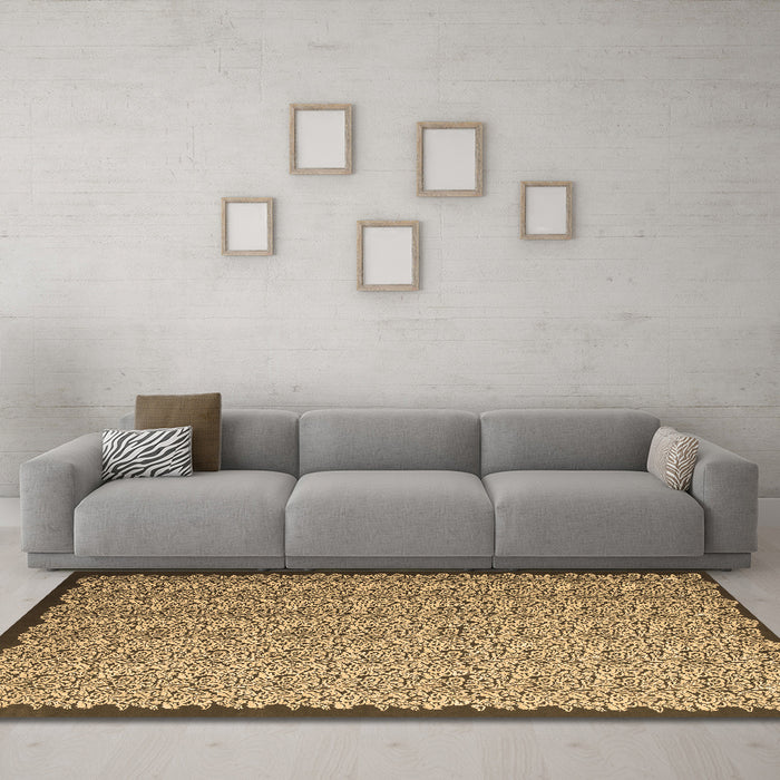 Machine Washable Abstract Brown Contemporary Rug in a Living Room,, wshcon1060brn