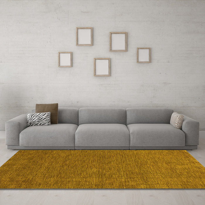 Machine Washable Abstract Yellow Contemporary Rug in a Living Room, wshcon1066yw