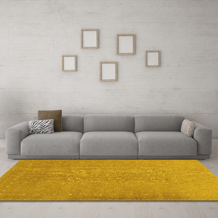 Machine Washable Abstract Yellow Contemporary Rug in a Living Room, wshcon1070yw