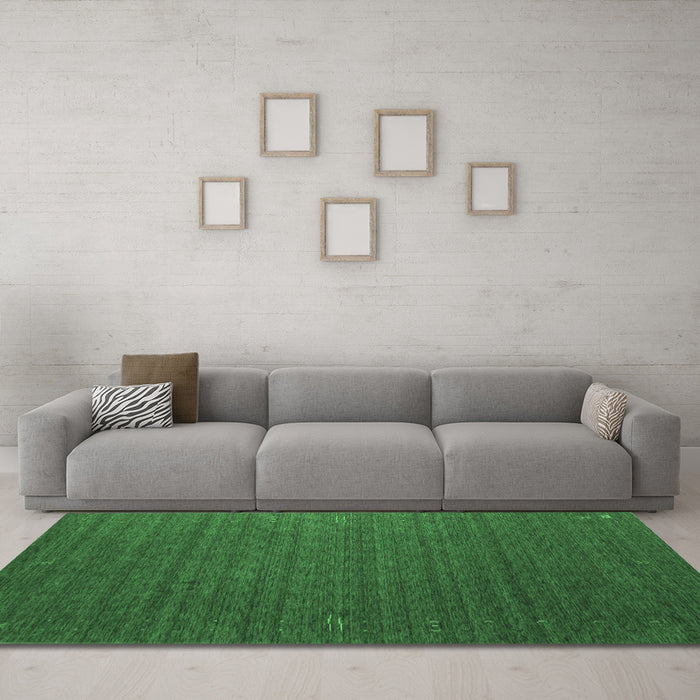 Machine Washable Abstract Emerald Green Contemporary Area Rugs in a Living Room,, wshcon1078emgrn