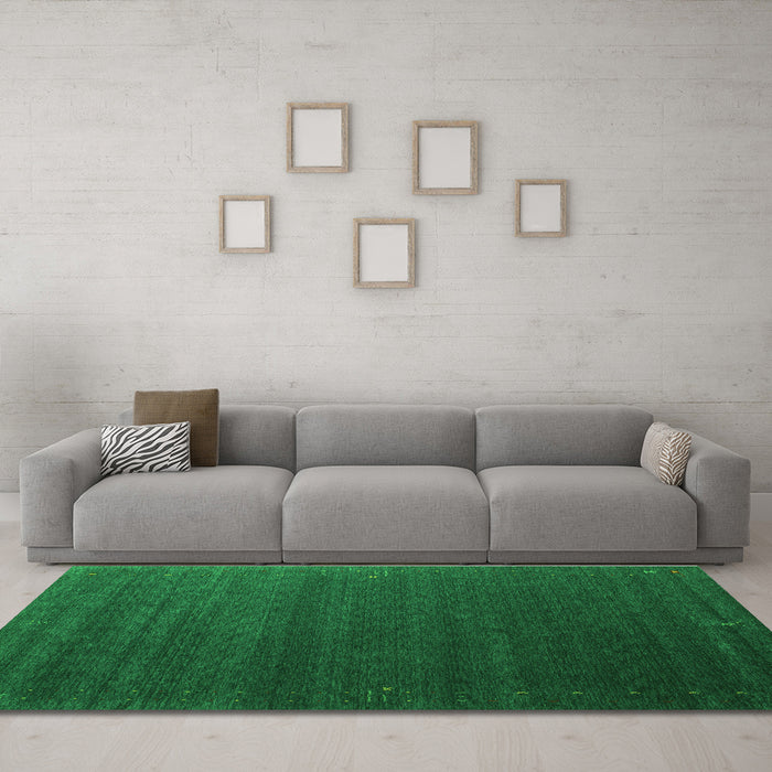 Machine Washable Abstract Green Contemporary Area Rugs in a Living Room,, wshcon1082grn
