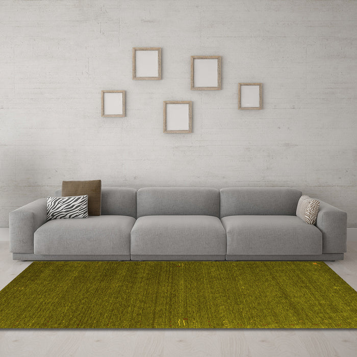Machine Washable Abstract Yellow Contemporary Rug in a Living Room, wshcon1085yw