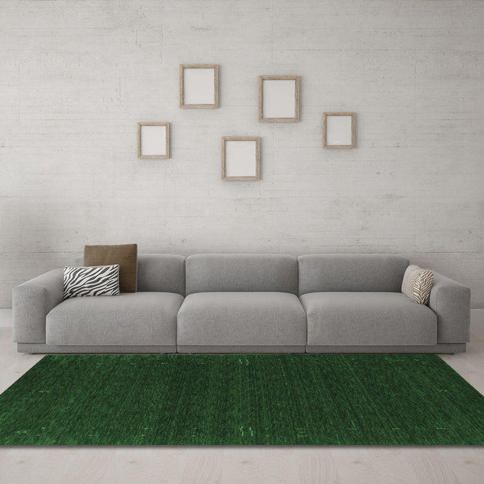Machine Washable Abstract Emerald Green Contemporary Area Rugs in a Living Room,, wshcon1086emgrn