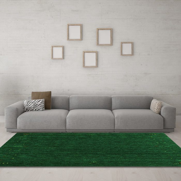 Machine Washable Abstract Green Contemporary Area Rugs in a Living Room,, wshcon1088grn