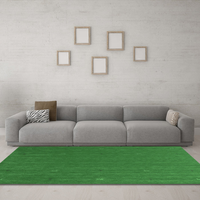Machine Washable Abstract Emerald Green Contemporary Area Rugs in a Living Room,, wshcon1089emgrn