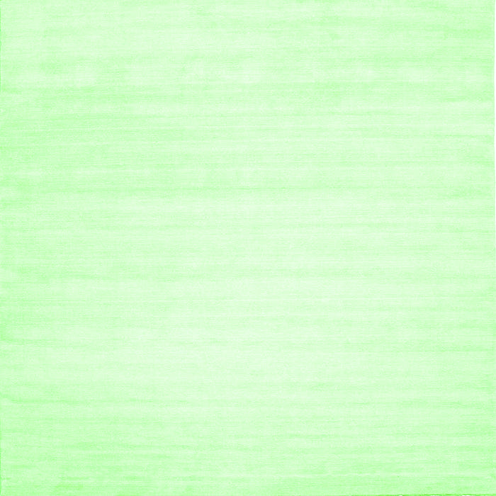 Serging Thickness of Solid Green Modern Rug, con108grn