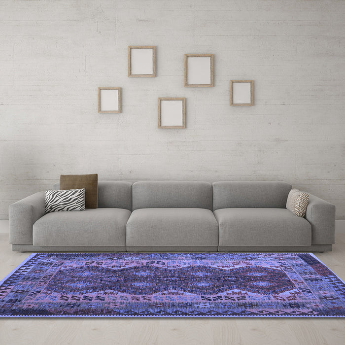 Machine Washable Oriental Blue Traditional Rug in a Living Room, wshcon1094blu