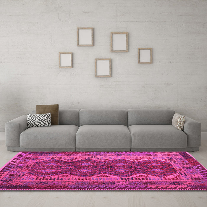 Machine Washable Oriental Pink Traditional Rug in a Living Room, wshcon1094pnk