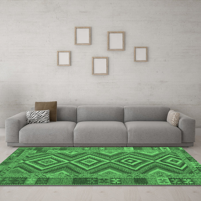 Machine Washable Southwestern Emerald Green Country Area Rugs in a Living Room,, wshcon1097emgrn
