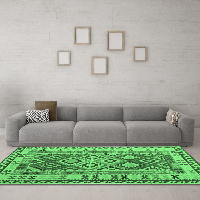 Machine Washable Southwestern Emerald Green Country Area Rugs in a Living Room,, wshcon1098emgrn