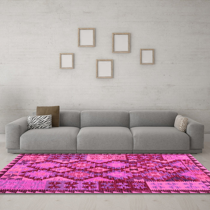 Machine Washable Oriental Pink Traditional Rug in a Living Room, wshcon1100pnk