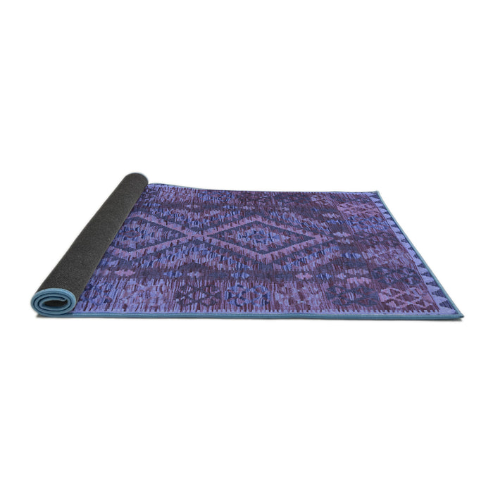 Sideview of Oriental Blue Traditional Rug, con1101blu
