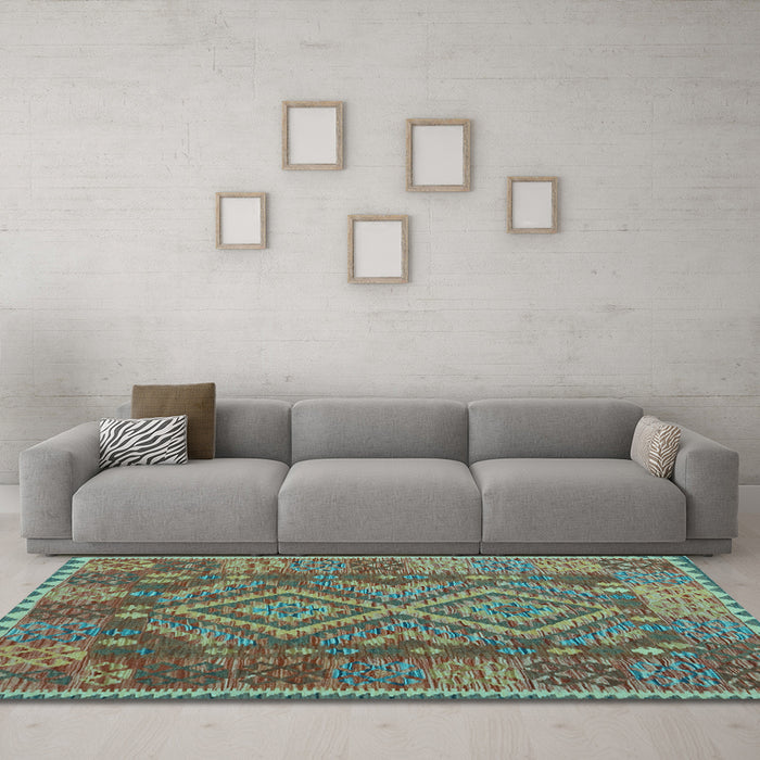 Machine Washable Oriental Light Blue Traditional Rug in a Living Room, wshcon1101lblu