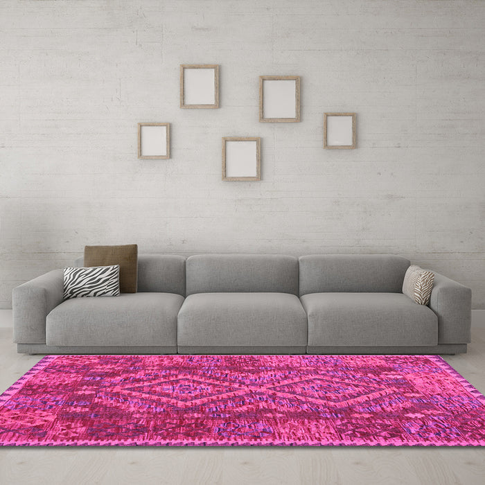Machine Washable Oriental Pink Traditional Rug in a Living Room, wshcon1101pnk