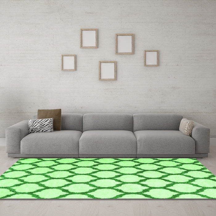 Machine Washable Terrilis Green Contemporary Area Rugs in a Living Room,, wshcon1109grn