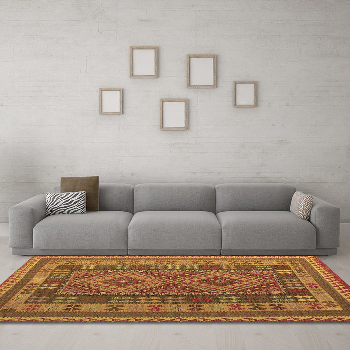 Machine Washable Oriental Brown Traditional Rug in a Living Room,, wshcon1114brn