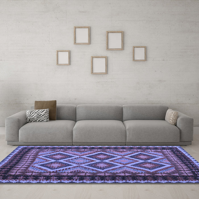 Machine Washable Oriental Blue Traditional Rug in a Living Room, wshcon1118blu