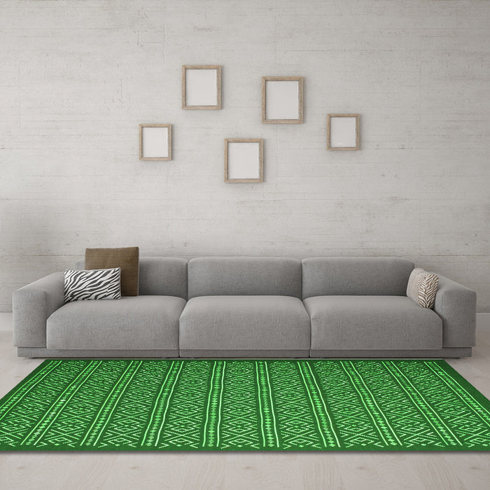 Machine Washable Abstract Green Contemporary Area Rugs in a Living Room,, wshcon1121grn