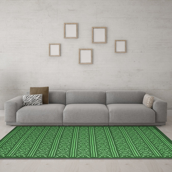 Machine Washable Abstract Emerald Green Contemporary Area Rugs in a Living Room,, wshcon1121emgrn