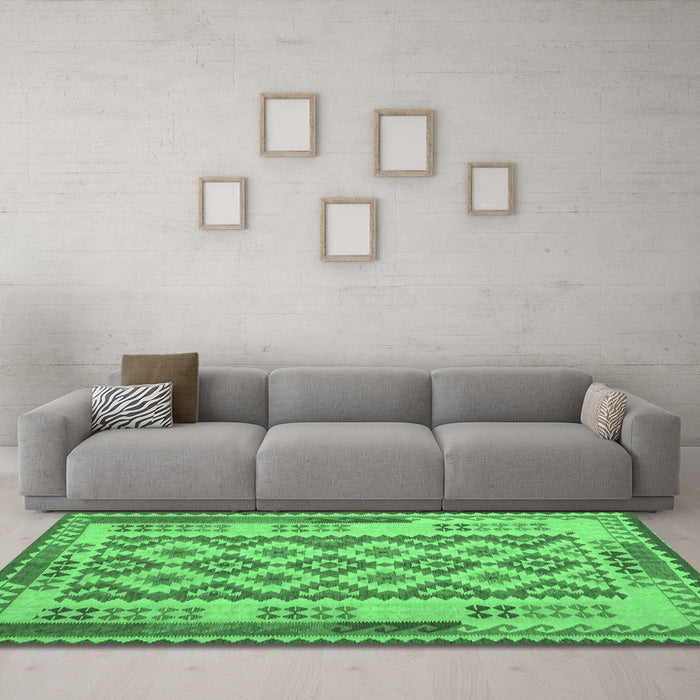 Machine Washable Southwestern Emerald Green Country Area Rugs in a Living Room,, wshcon1123emgrn