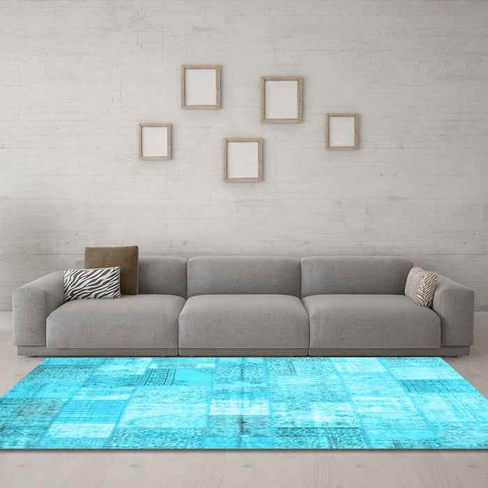 Machine Washable Patchwork Light Blue Transitional Rug in a Living Room, wshcon1125lblu