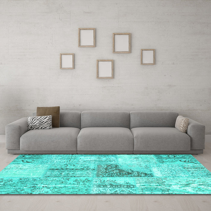 Machine Washable Patchwork Turquoise Transitional Area Rugs in a Living Room,, wshcon1126turq