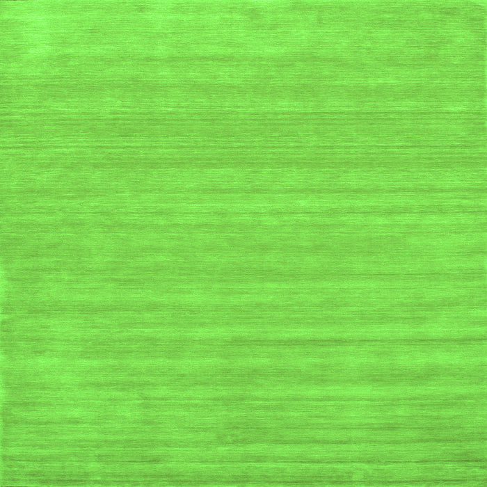 Serging Thickness of Solid Green Modern Rug, con113grn