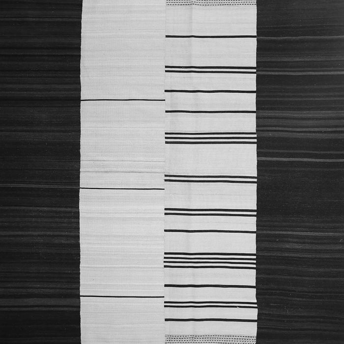 Serging Thickness of Abstract Gray Contemporary Rug, con1145gry