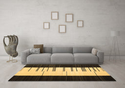 Machine Washable Abstract Brown Contemporary Rug in a Living Room,, wshcon1145brn