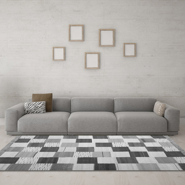 Machine Washable Checkered Gray Modern Rug in a Living Room,, wshcon1148gry
