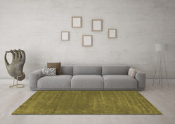 Machine Washable Abstract Brown Contemporary Rug in a Living Room,, wshcon114brn