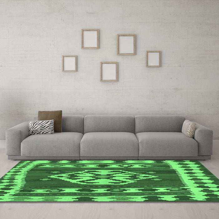 Machine Washable Southwestern Emerald Green Country Area Rugs in a Living Room,, wshcon1152emgrn