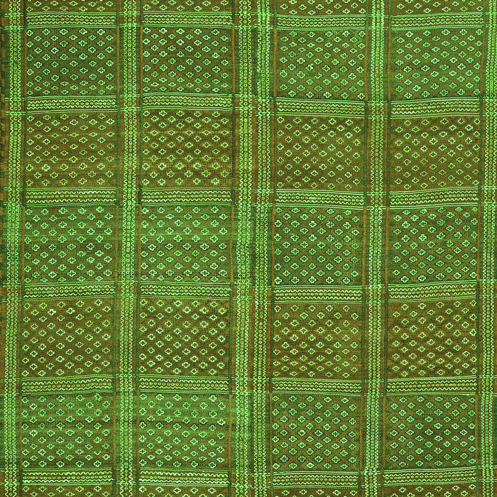 Serging Thickness of Machine Washable Oriental Green Traditional Area Rugs, wshcon1161grn